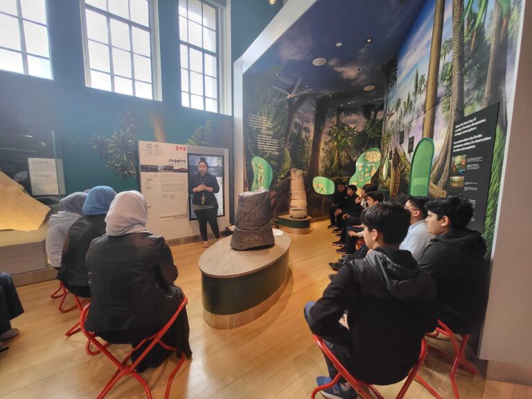 Grade 7 & 8 Trip to ROM | Climate Change Workshop