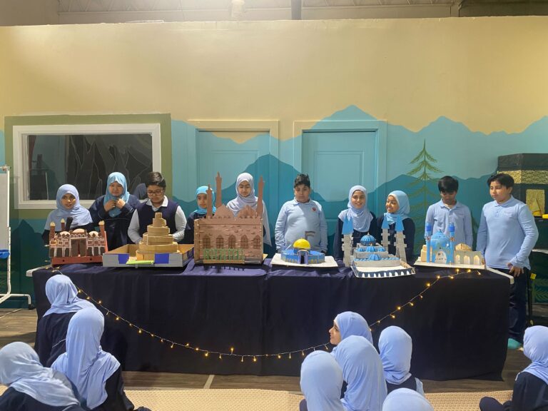 Grade 6 Explores Islamic Architecture and Mosques